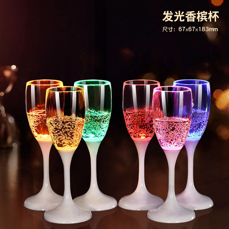 Led Luminous Bar Cup KTV Luminous Cocktail Glass 6Pcs Luminous Cups FDA Food Grade Plastic Wine Glass LED Light Glasses Battery