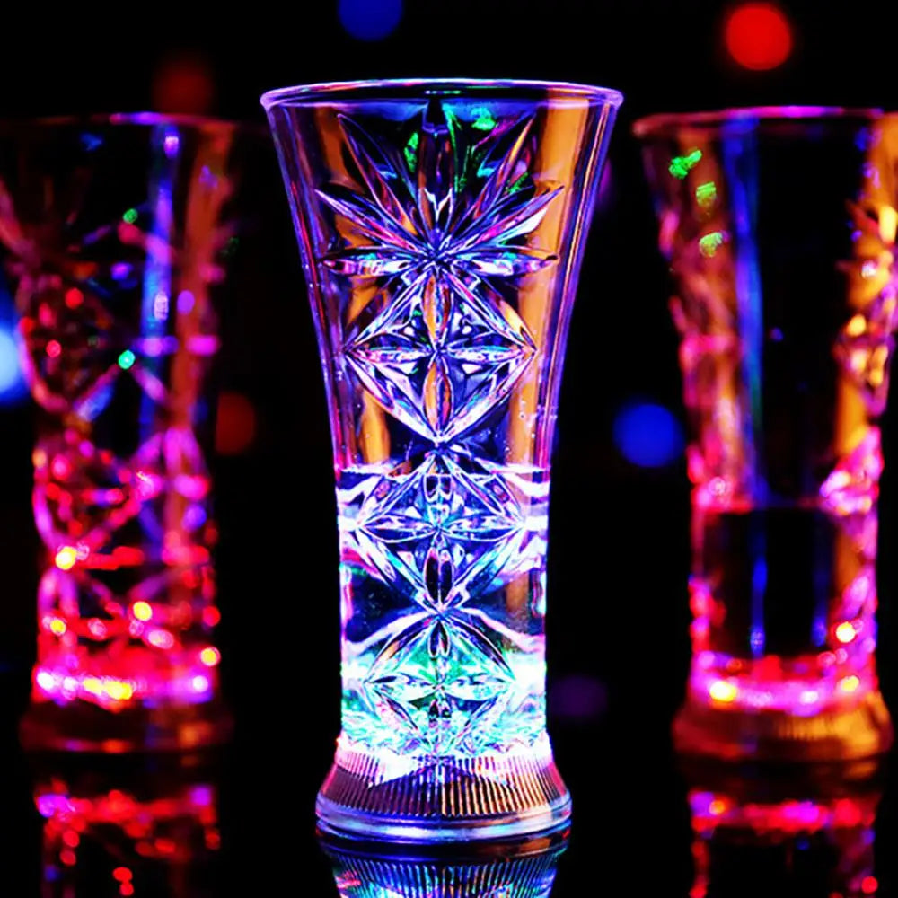 Flashing Color Change Cup Snowflake LED Water Activated Light up Beer Whisky Mug Tableware Glowing in the Dark Bar Accessories
